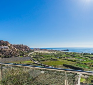 Hotel Miba habitación doble deluxe: terraza privada con vista al mar