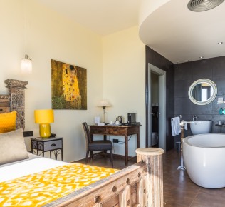 Hotel Miba junior suite: zona baño