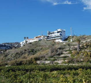 Vista del Hotel Miba desde abajo